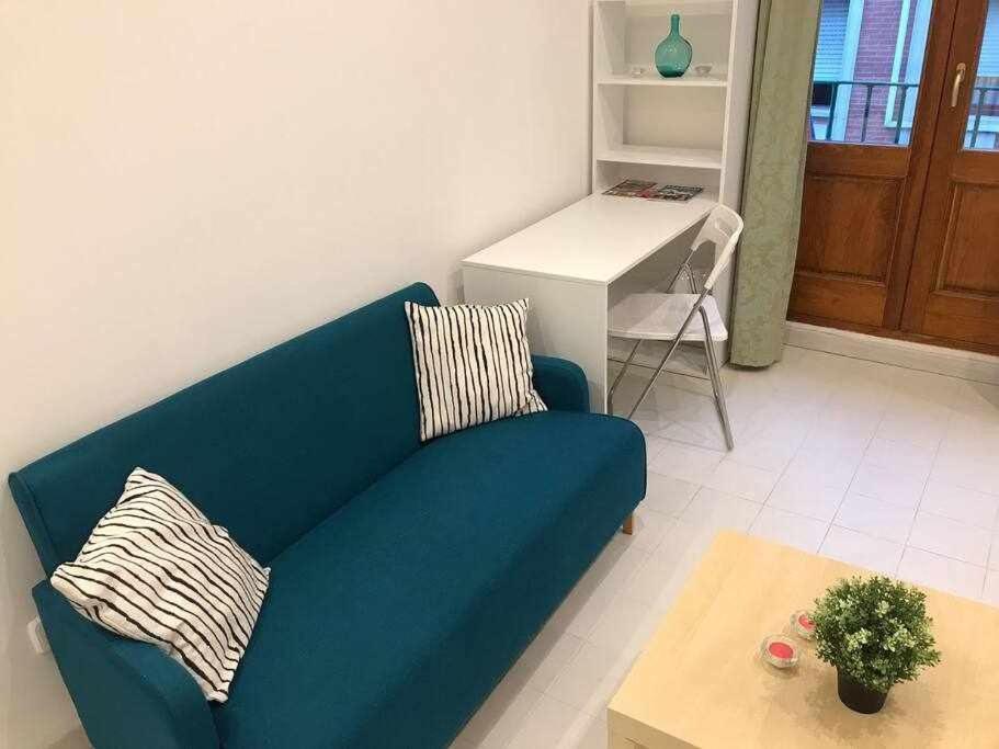 Un Genial Estudio En El Barrio Las Cortes Мадрид Екстер'єр фото